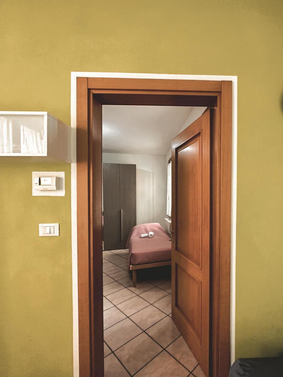 Casa Vacanze Medicina Buitenkant foto